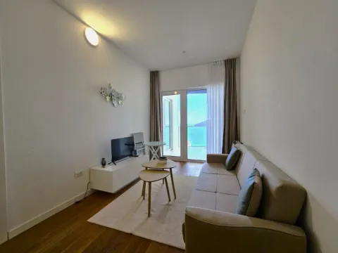 Prodaja, dvosoban stan, 77m², Centar, Budva - image 11
