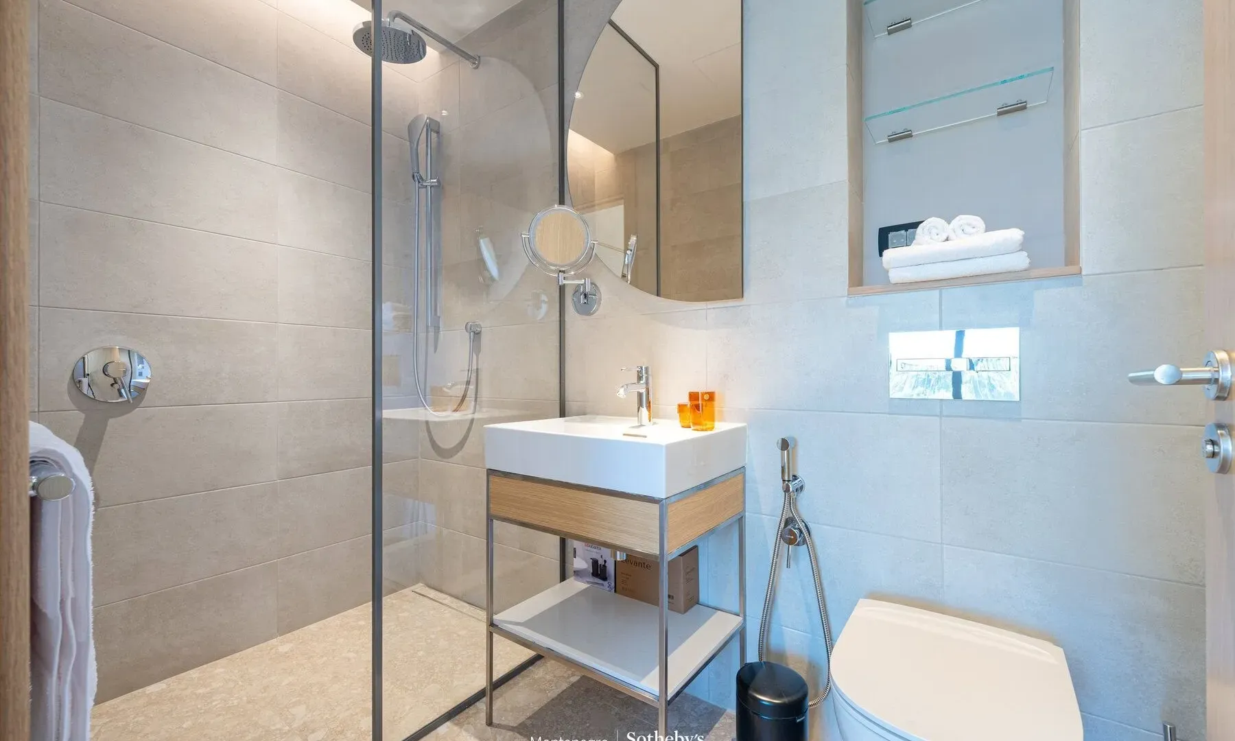Prodaja, dvosoban stan, 154m², Porto Montenegro, Tivat