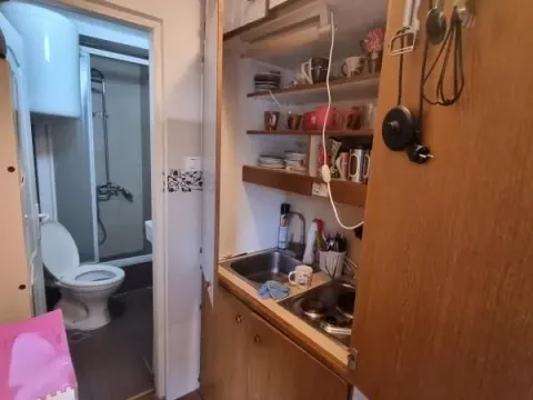 Prodaja, dvosoban stan, 64m², Karaburma, Palilula Sve Podlokacije - image 9