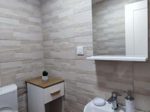 Rent, two bedroom apartment, 86m², Centar, Podgorica - image 10