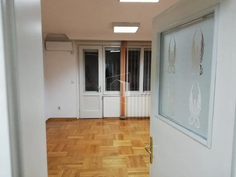 Rent, office space, 80m², Centar, Podgorica