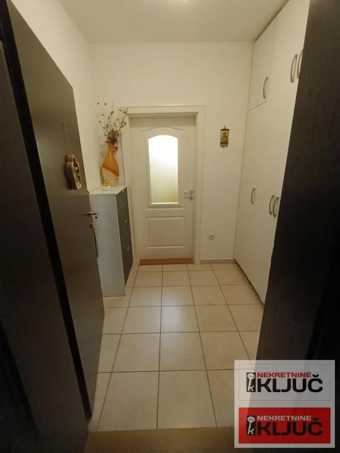 Prodaja, trosoban stan, 90m², Nova Detelinara, Novi Sad Sve Podlokacije