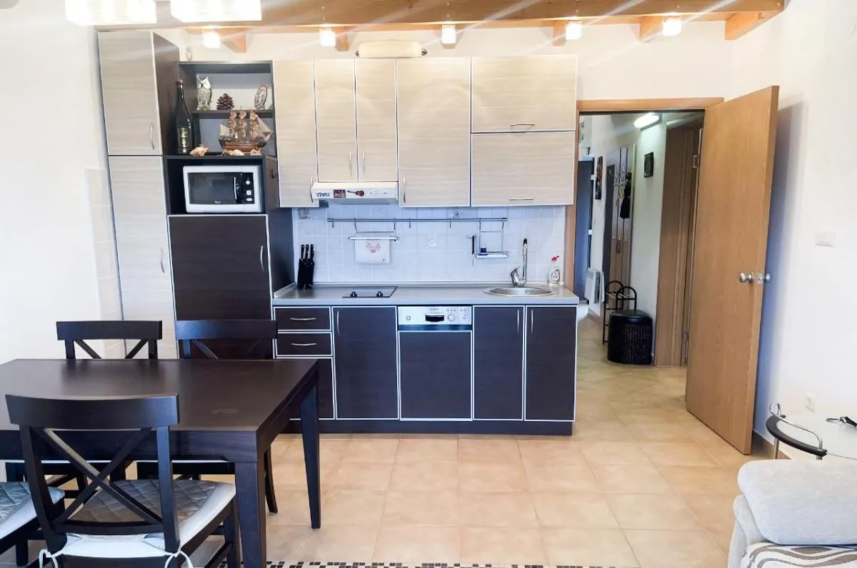 Prodaja, trosoban stan, 85m², Bijela, Herceg Novi