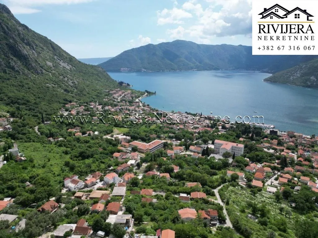 Prodaja, kuća, 180m², Risan, Kotor