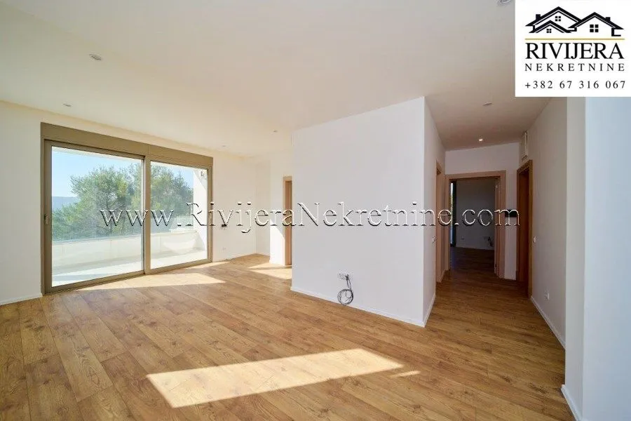 Prodaja, dvosoban stan, 111m², Mrčevac, Tivat