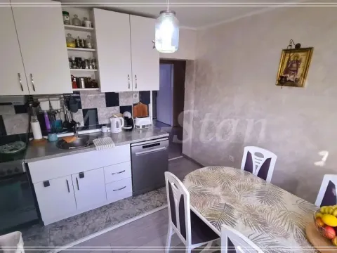 Sale, house, 181m², Kaludjerica, Grocka - image 9
