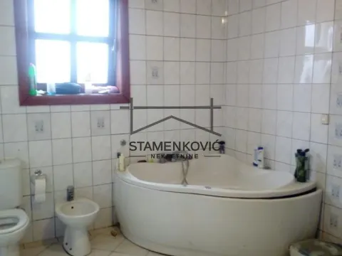 Prodaja, kuća, 300m², Veternik, Novi Sad Sve Podlokacije - image 5