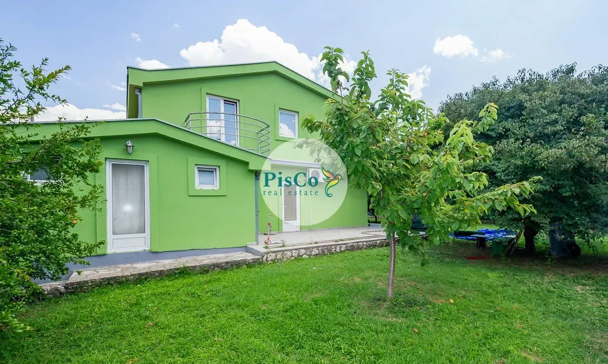 Sale, house, 200m², Zagorič, Podgorica