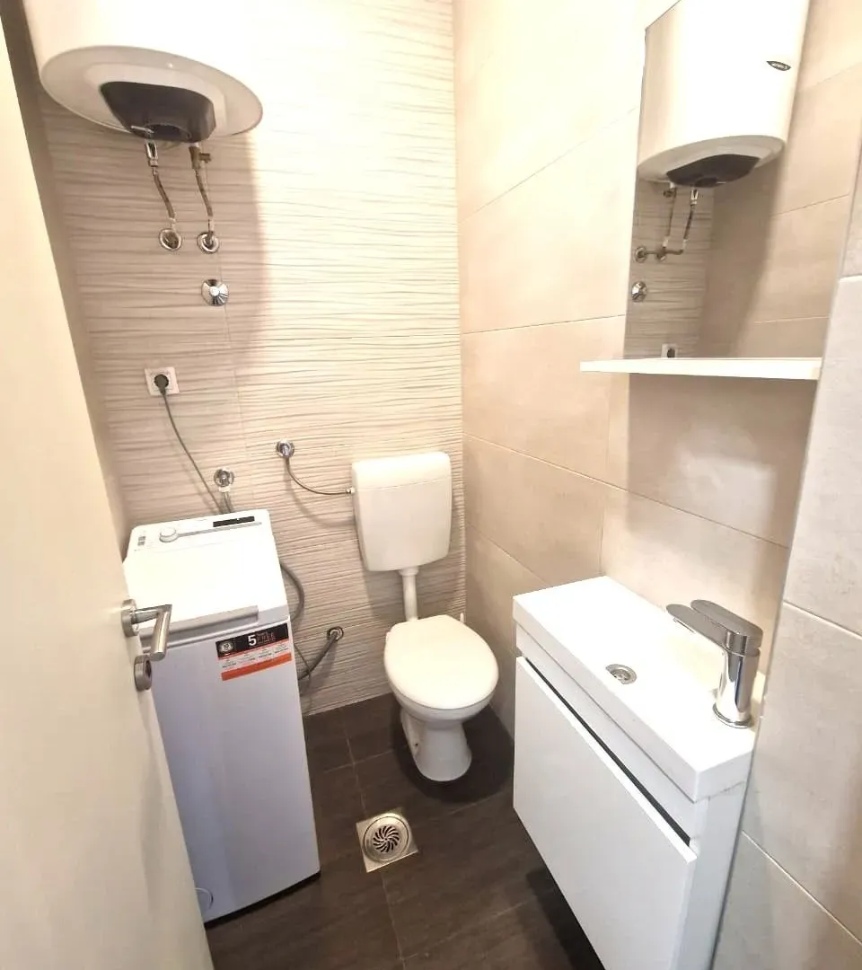 Rent, three bedroom apartment, 88m², Centar, Tivat