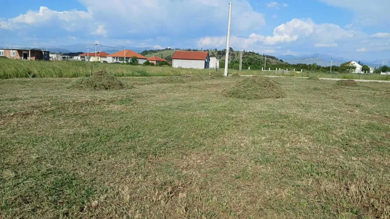 Sale, land lot, 1100m², Podgorica, Crna Gora