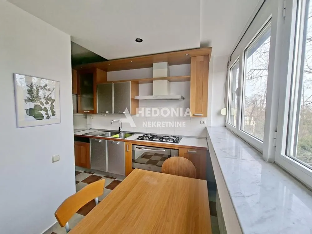 Rent, four bedroom apartment, 125m², Savski Venac, Beograd