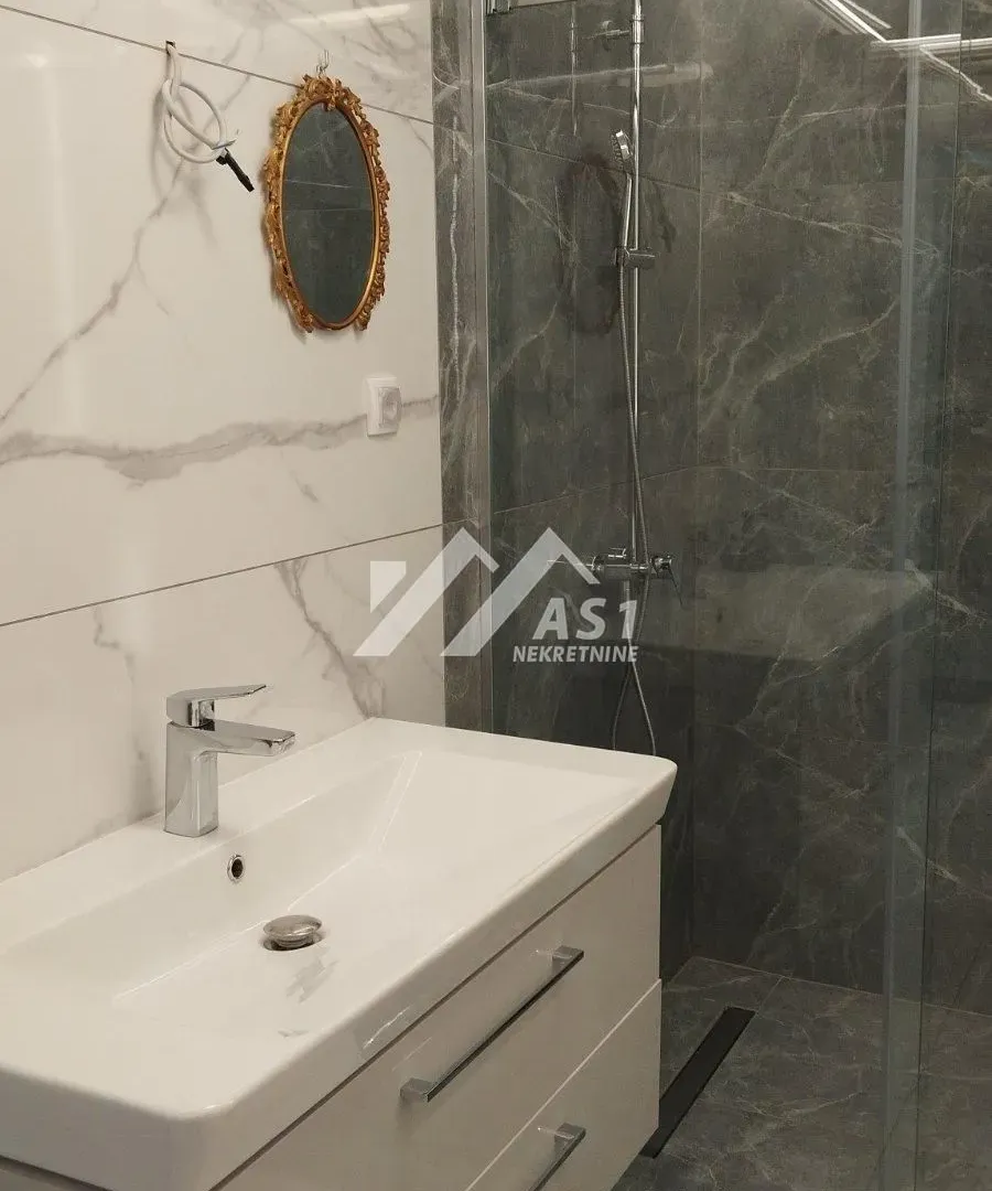 Rent, office space, 45m², Centar, Novi Sad