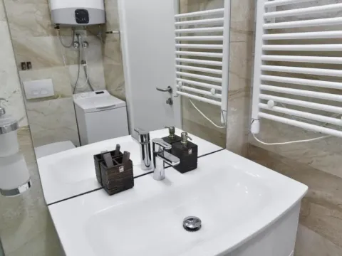 Sale, three bedroom apartment, 89m², Budva, Crna Gora - image 30