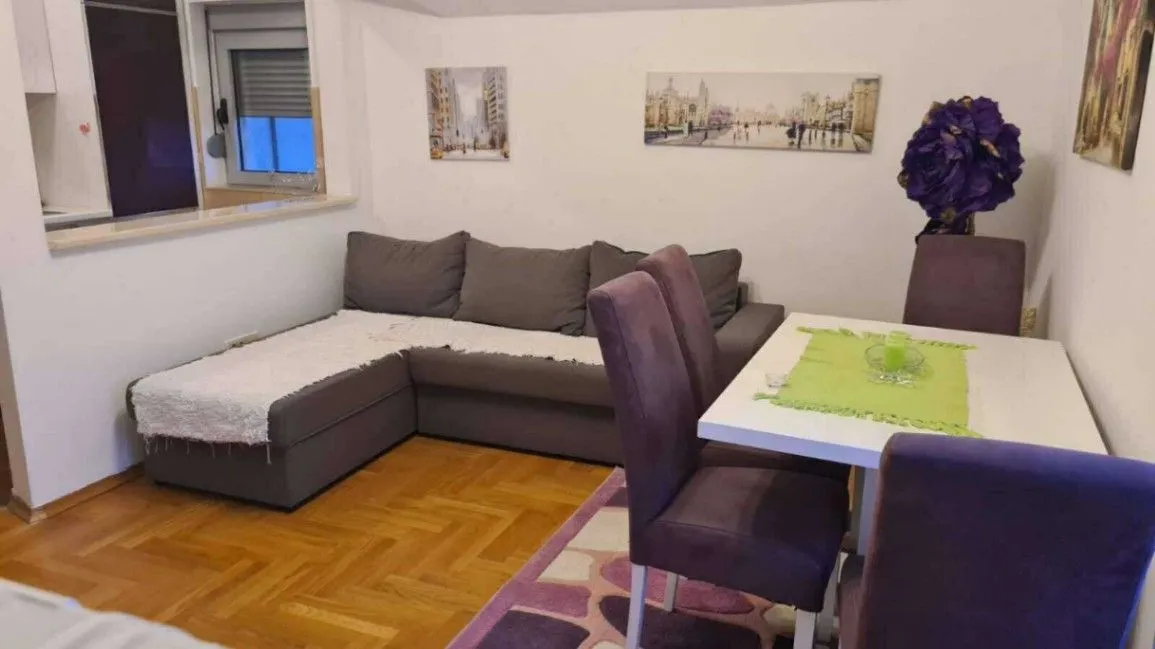 Prodaja, jednosoban stan, 45m², Stari Aerodrom, Podgorica