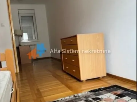 Rent, three bedroom apartment, 90m², Crveni Krst, Beograd - image 11