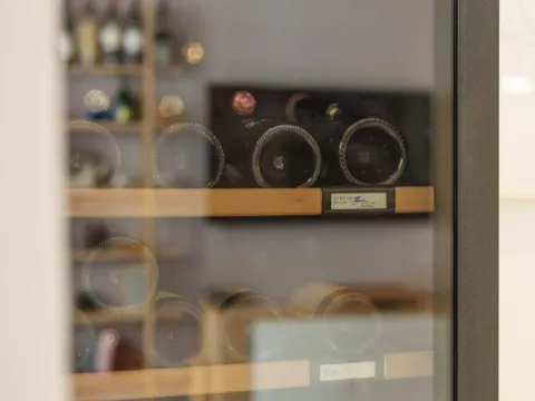 Sale, one bedroom apartment, 55m², Porto Montenegro, Tivat - image 11