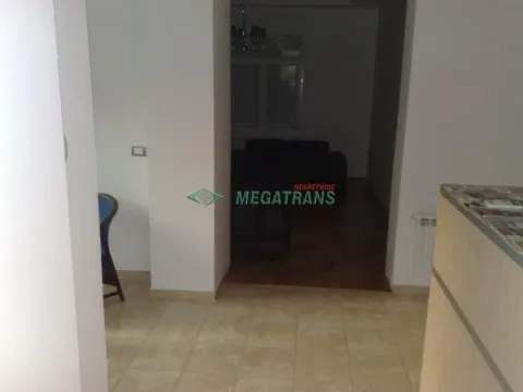 Izdavanje, kuća, 200m², Partizanov Stadion, Beograd - image 9