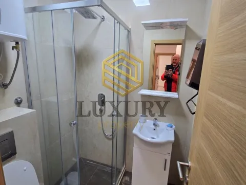 Izdavanje, trosoban stan, 103m², Tološi, Podgorica - image 15