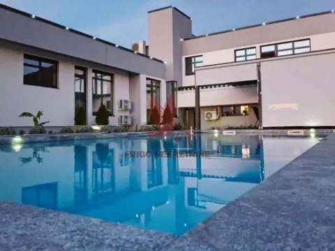 Sale, house, 580m², Kosmaj, Sopot