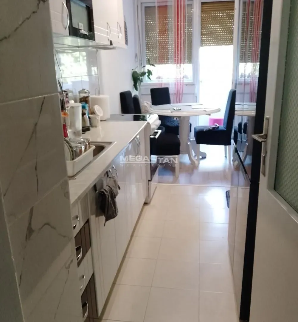 Sale, three bedroom apartment, 55m², Miljakovac, Rakovica
