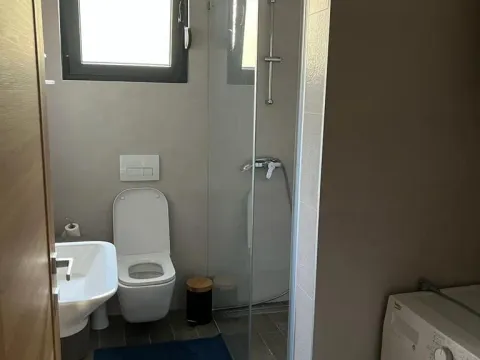 Rent, two bedroom apartment, 80m², Kalimanj, Tivat - image 7