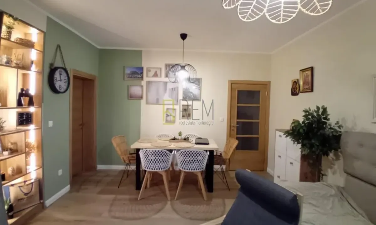 Sale, two bedroom apartment, 70m², Herceg Novi, Crna Gora