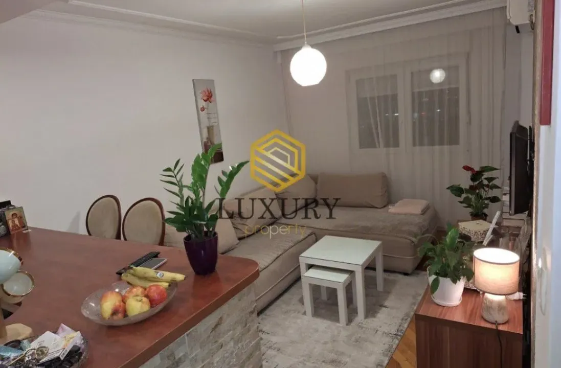 Prodaja, jednosoban stan, 40m², 1 maj, Podgorica