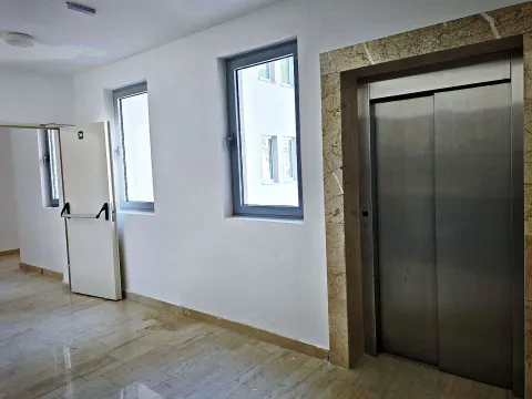 Prodaja, dvosoban stan, 73m², Bečići, Budva - image 19