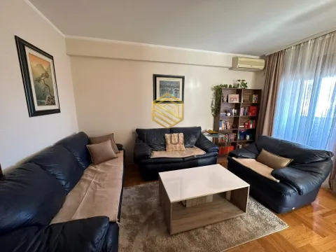 Rent, two bedroom apartment, 60m², Stari Aerodrom, Podgorica - image 4