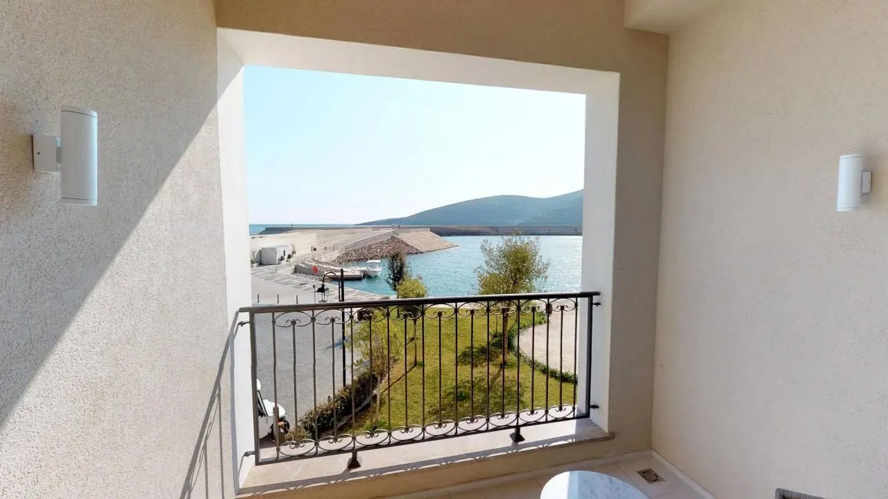 Sale, apartment, 47m², Tivat, Crna Gora
