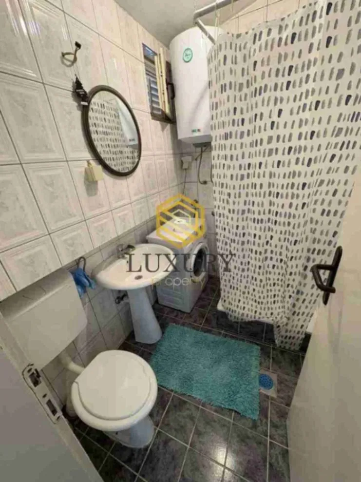 Izdavanje, garsonjera, 30m², Blok 5, Podgorica