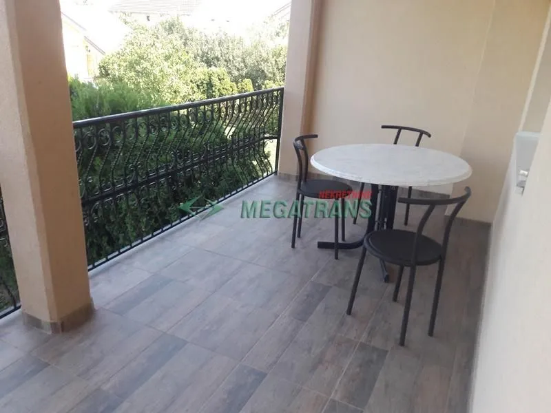 Izdavanje, trosoban stan, 130m², Veternik, Novi Sad Sve Podlokacije