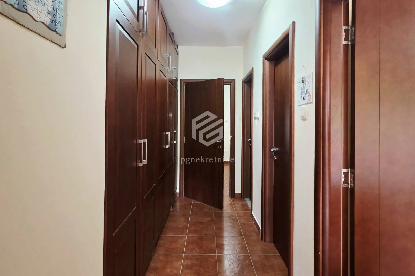 Rent, two bedroom apartment, 125m², Gorica C, Podgorica