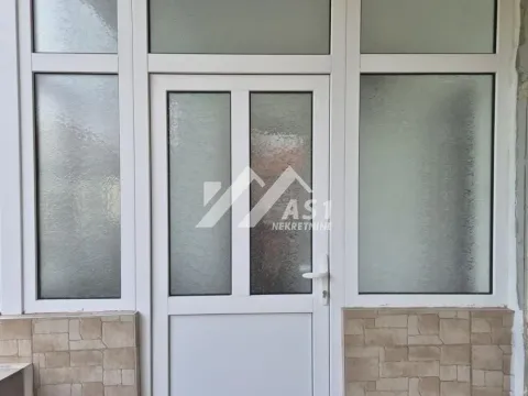 Izdavanje, trosoban stan, 77m², Adamovićevo Naselje, Novi Sad Sve Podlokacije - image 9