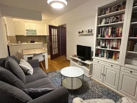 Prodaja, jednosoban stan, 45m², City Kvart, Podgorica - image 2