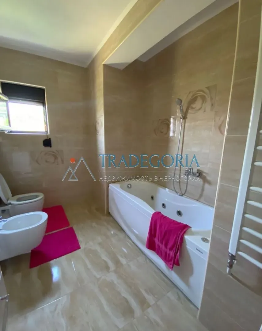 Prodaja, kuća, 300m², Bar, Crna Gora