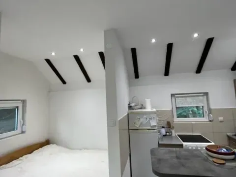 Prodaja, kuća, 78m², Čortanovci, Inđija - image 9