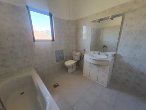 Prodaja, kuća, 320m², Zagorič, Podgorica - image 3