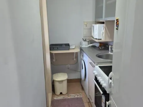 Rent, one bedroom apartment, 28m², Novo naselje, Novi Sad - image 5