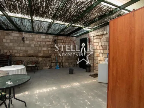 Rent, house, 200m², Budva, Crna Gora - image 4