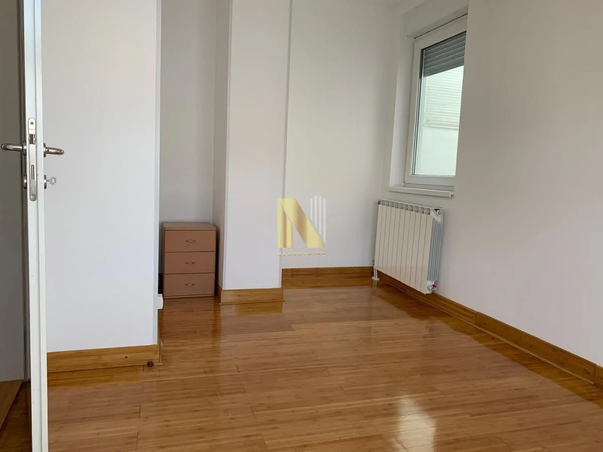 Rent, office space, 86m², Grbavica, Novi Sad Sve Podlokacije