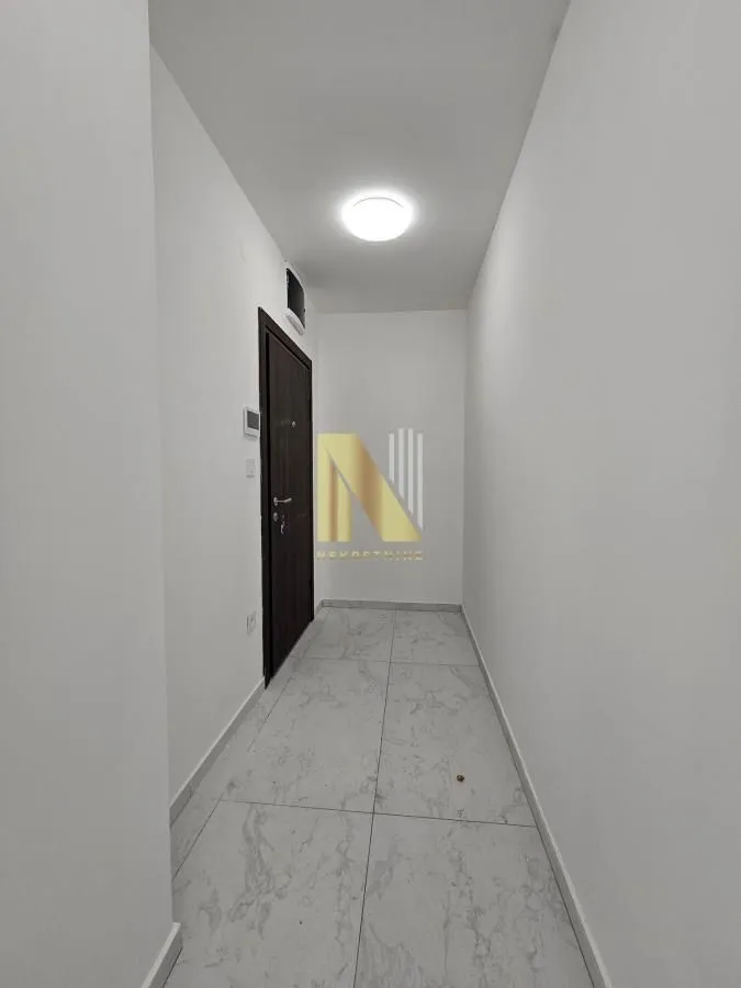 Prodaja, četvorosoban stan, 87m², Bulevar patrijarha Pavla, Novi Sad Sve Podlokacije
