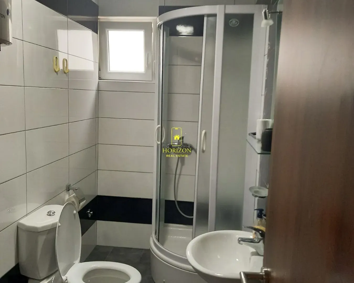 Prodaja, trosoban stan, 98m², Ljubović, Podgorica