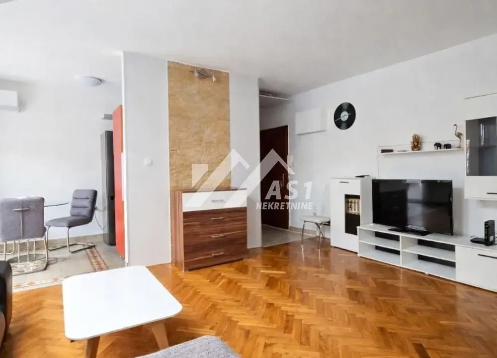 Rent, two bedroom apartment, 52m², Centar, Novi Sad