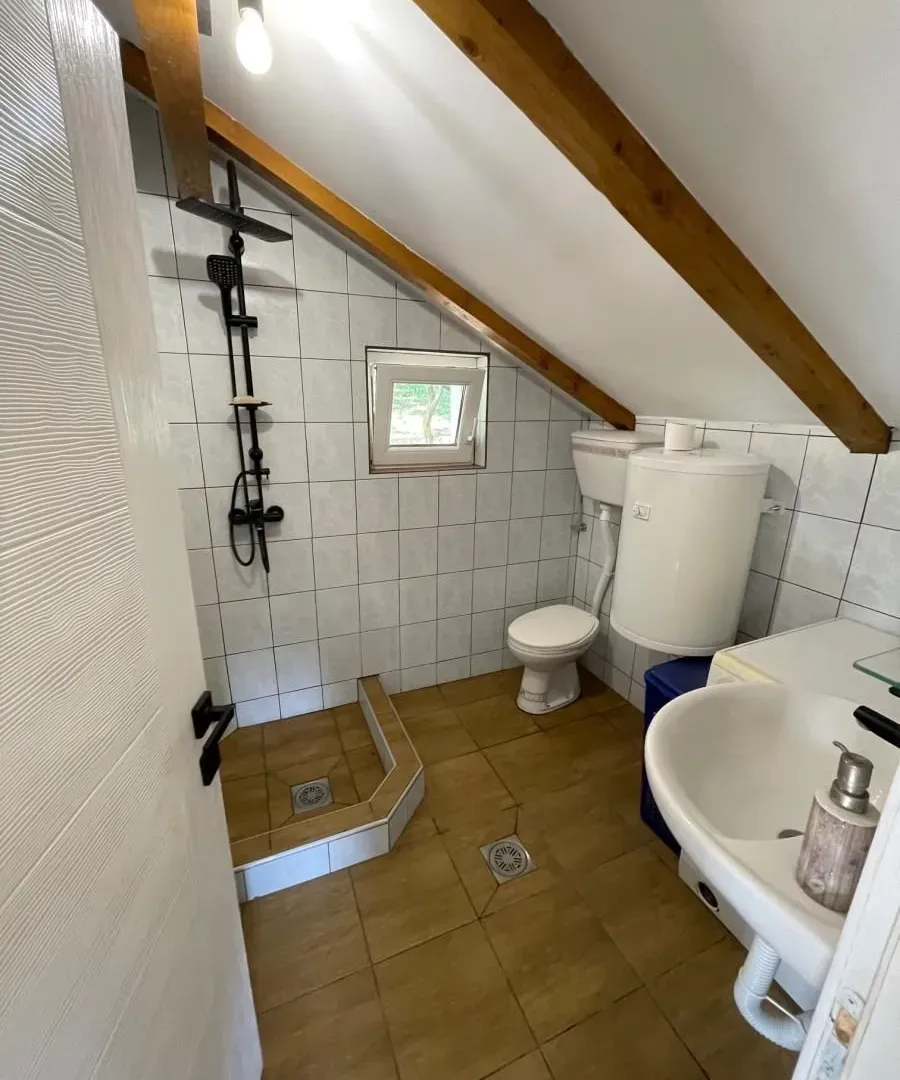 Prodaja, kuća, 92m², Paragovo, Petrovaradin