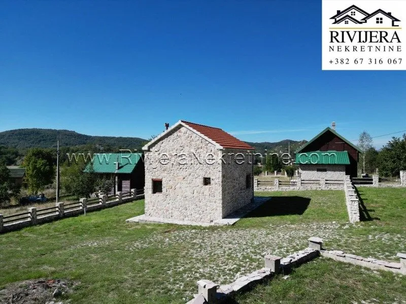 Prodaja, kuća, 57m², Vrbanj, Herceg Novi