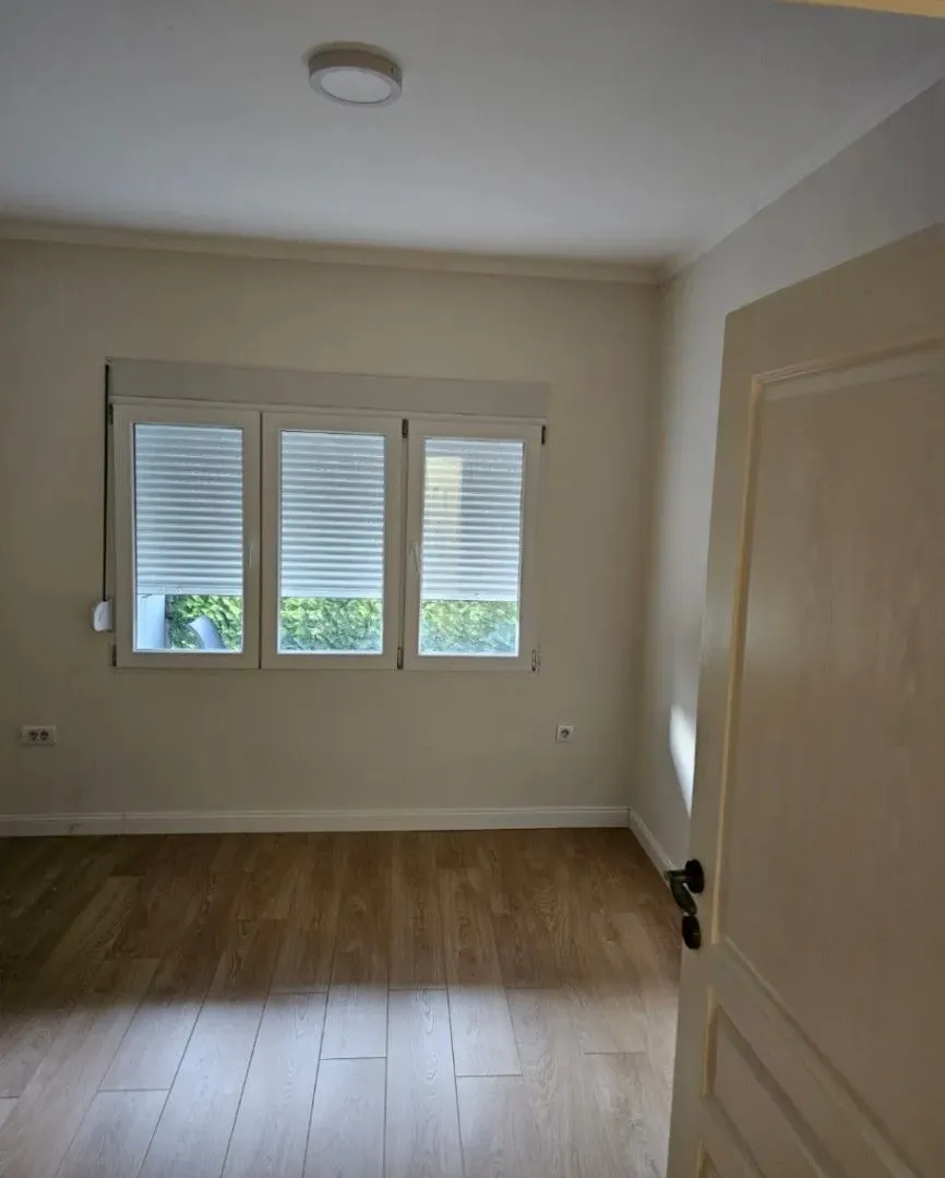 Izdavanje, dvosoban stan, 65m², Preko Morače, Podgorica