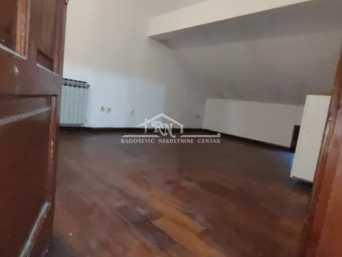 Rent, two bedroom apartment, 80m², Crveni Krst, Beograd - image 18