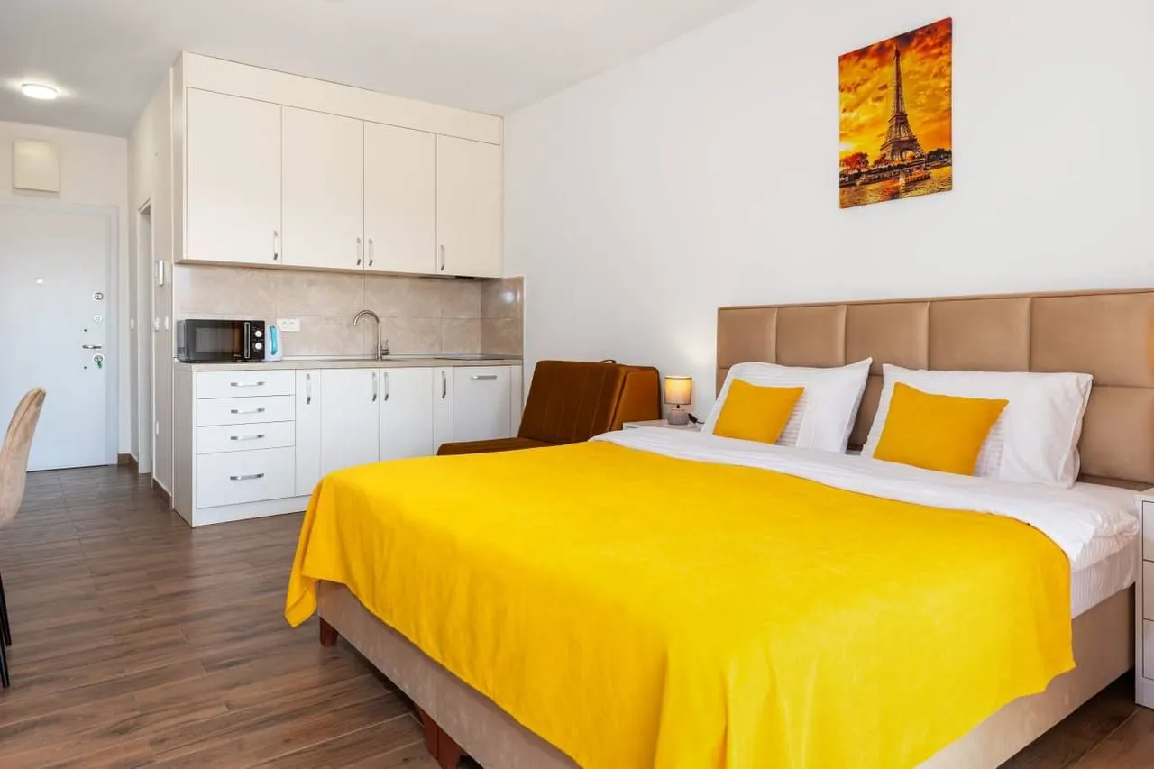 Prodaja, jednosoban stan, 31m², Centar, Bar