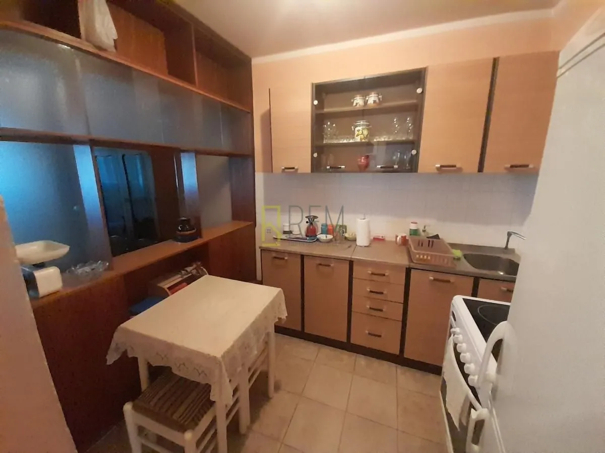 Prodaja, dvosoban stan, 63m², Lepa Kata, Podgorica